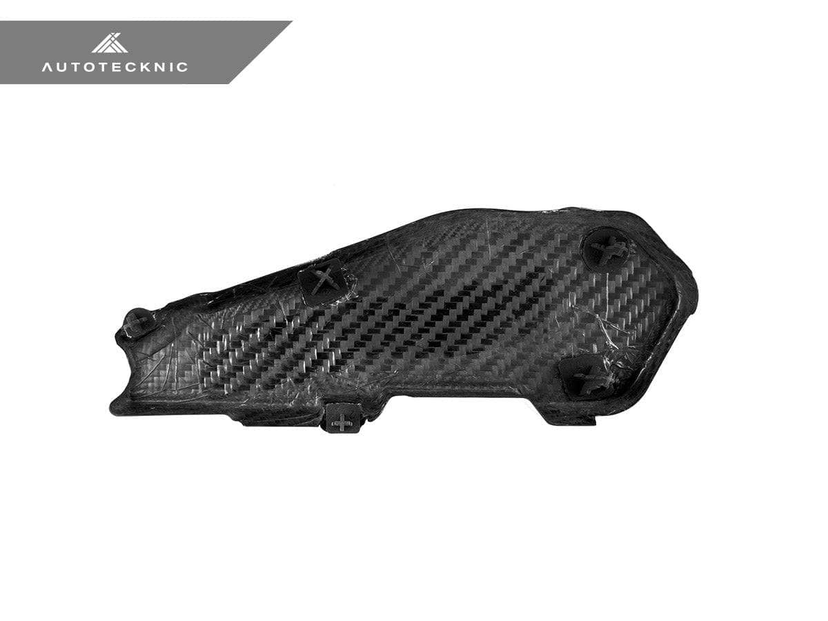 Kies-Motorsports AutoTecknic USA AutoTecknic Pre-Preg Carbon Engine Cover Extension Set - G90/ G99 M5