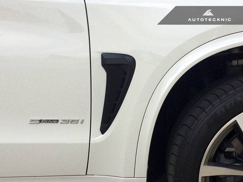 Kies-Motorsports AutoTecknic USA AutoTecknic Replacement Stealth Black Fender Trims - F15 X5 | F85 X5M