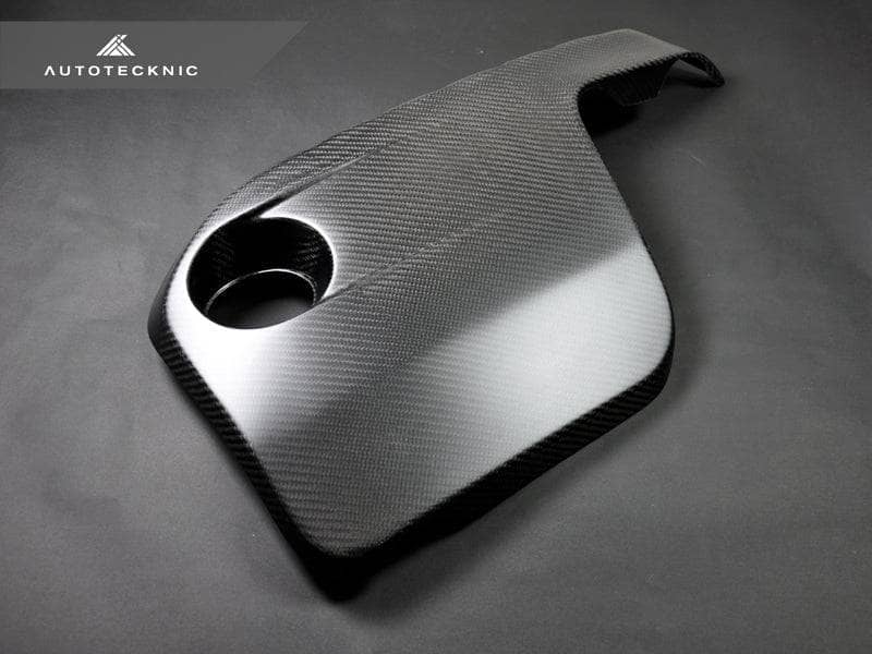 Kies-Motorsports AutoTecknic USA AutoTecknic Vacuumed Carbon Fiber Engine Cover - F80 M3 | F82 M4 Main image