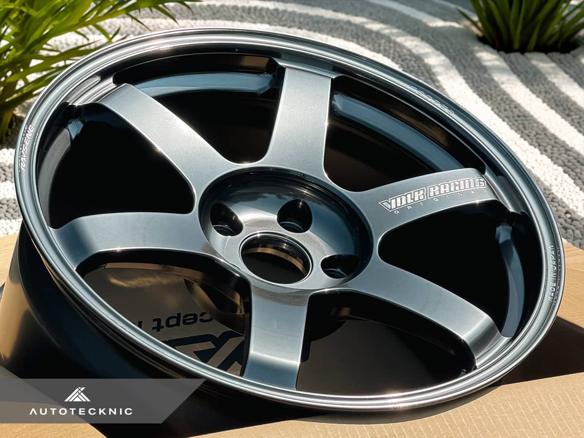 Kies-Motorsports AutoTecknic USA Volk Racing TE37 Saga S-Plus 18x9.5 +38 5x114.3 Shining Black Metal (Set of 4)