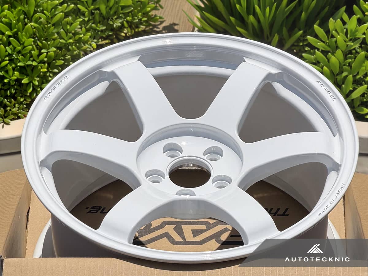 Kies-Motorsports AutoTecknic USA Volk Racing TE37 Saga SL 17x9.5 +45 5x100 Dash White - GR86 / BRZ / FRS (Set of 4)