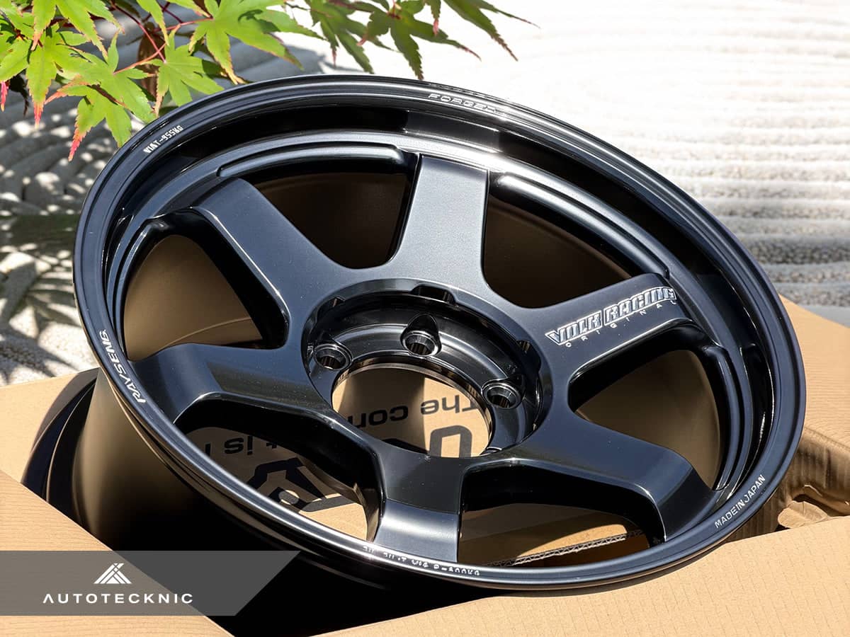 Kies-Motorsports AutoTecknic USA Volk Racing TE37 Ultra Large PCD M-Spec 18x9 +15 6x139.7 Shining Black Metal (Set of 4)