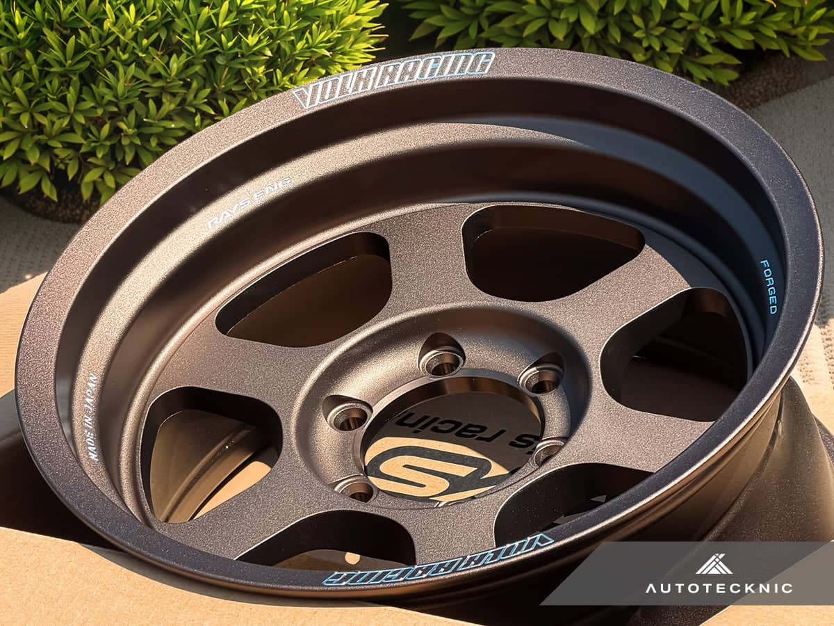 Kies-Motorsports AutoTecknic USA Volk Racing TE37XT M-Spec 17x8.5 -3 6x135 Bronze (Set of 4)