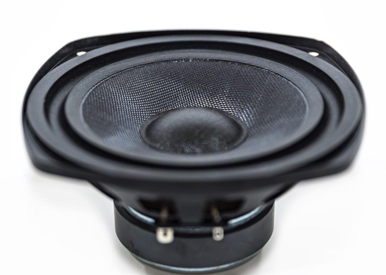 Kies-Motorsports Bavsound Bavsound Rear Deck Subwoofer Replacement Kit (4 Speakers) BMW E38 7 Series 1995-2001