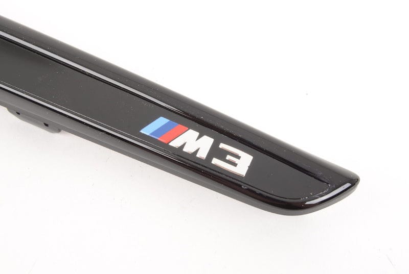 Genuine BMW M Performance Gloss Black Fender Side Grill Trim Set - F80 M3 Secondary image