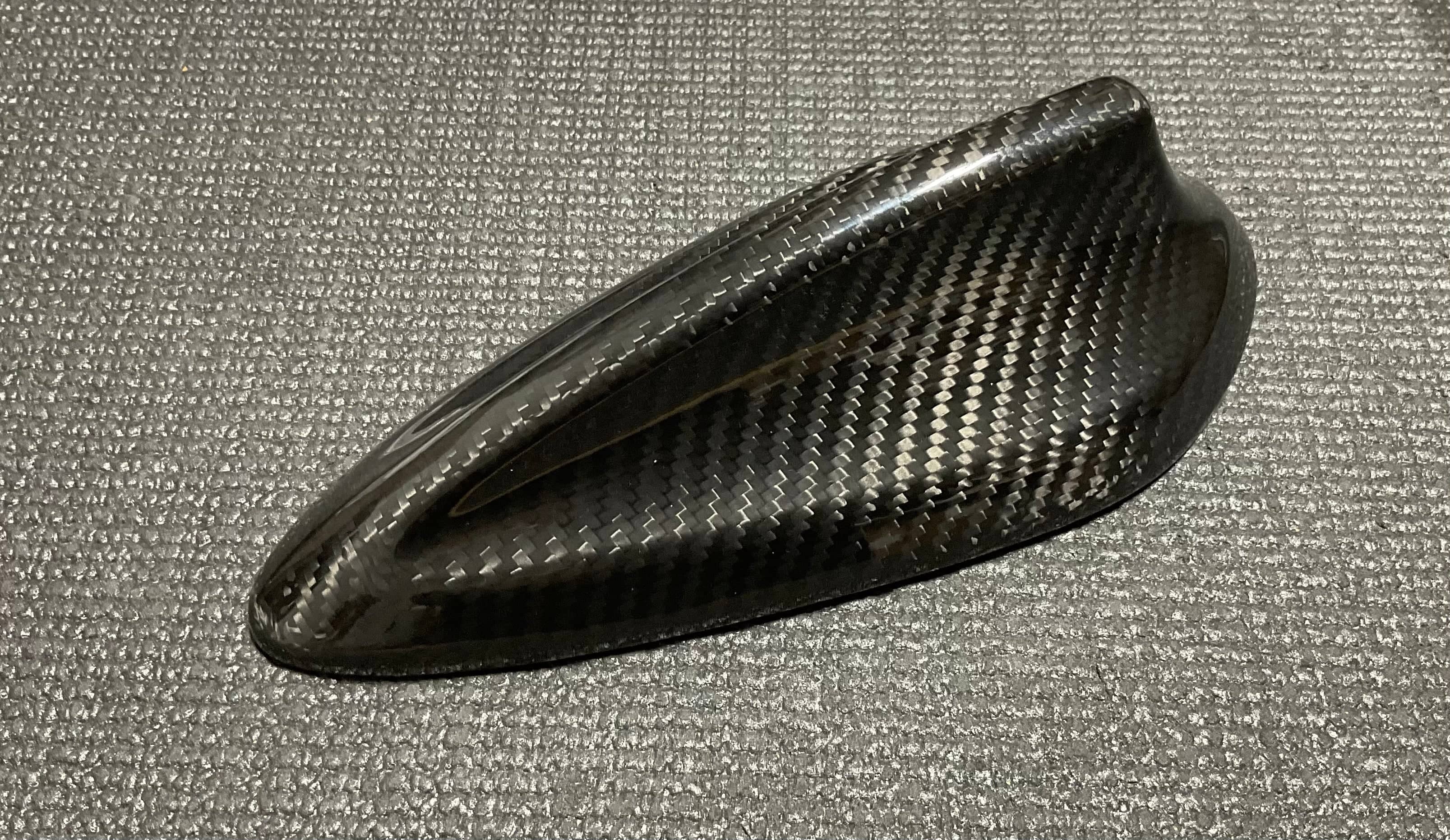 Kies-Motorsports Clearance OPEN BOX - Kies Motorsports F/G Series 2x2 Carbon Fiber Shark Fin Antennae Cover