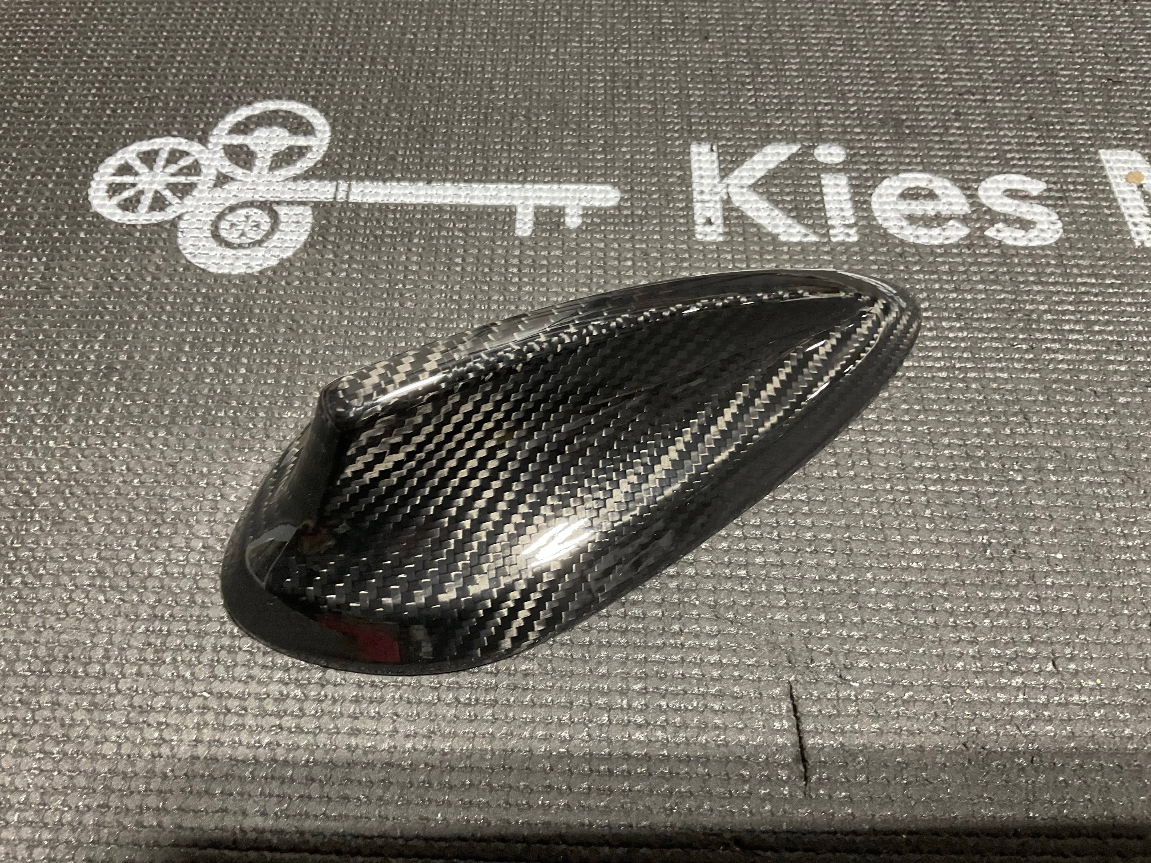 Kies-Motorsports Clearance OPEN BOX - Kies Motorsports F/G Series 2x2 Carbon Fiber Shark Fin Antennae Cover Main image