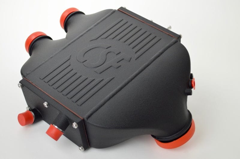 Kies-Motorsports CSF CSF 2014+ BMW M3/M4 (F8X) Top Mount Charge-Air-Cooler - Crinkle Black Main image