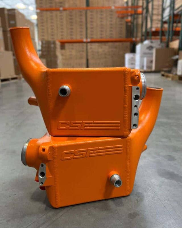 Kies-Motorsports CSF CSF 2014+ BMW X5M (F95) / X6M (F96) / XM (G09) Charge-Air-Cooler - Fire Orange Matte Main image
