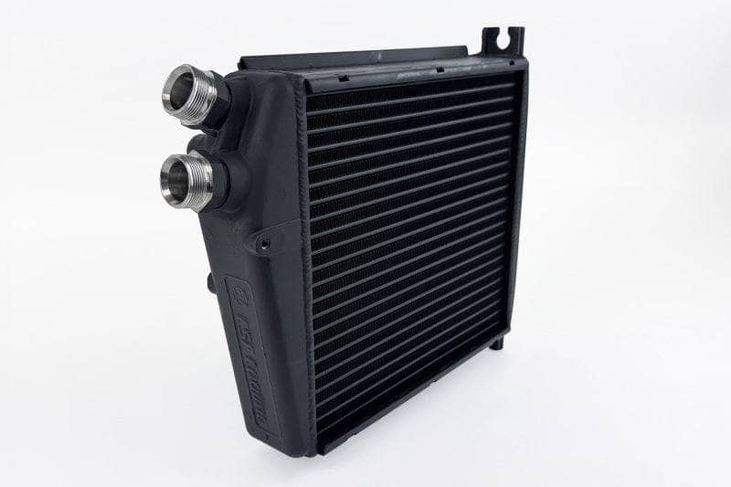 Kies-Motorsports CSF CSF Porsche 964/993 OEM+ Performance Fender Oil Cooler Main image