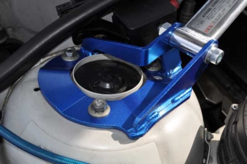Kies-Motorsports Cusco Cusco Strut Tower Brace Front OS-Type E46 BMW Main image