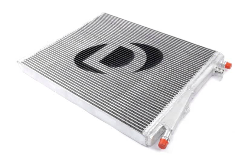 Kies-Motorsports Dinan Dinan 19-26 BMW 230i/M240i/330i/M340i/430i/M440i (G20/G22/G26/G42) High Performance Heat Exchanger Main image
