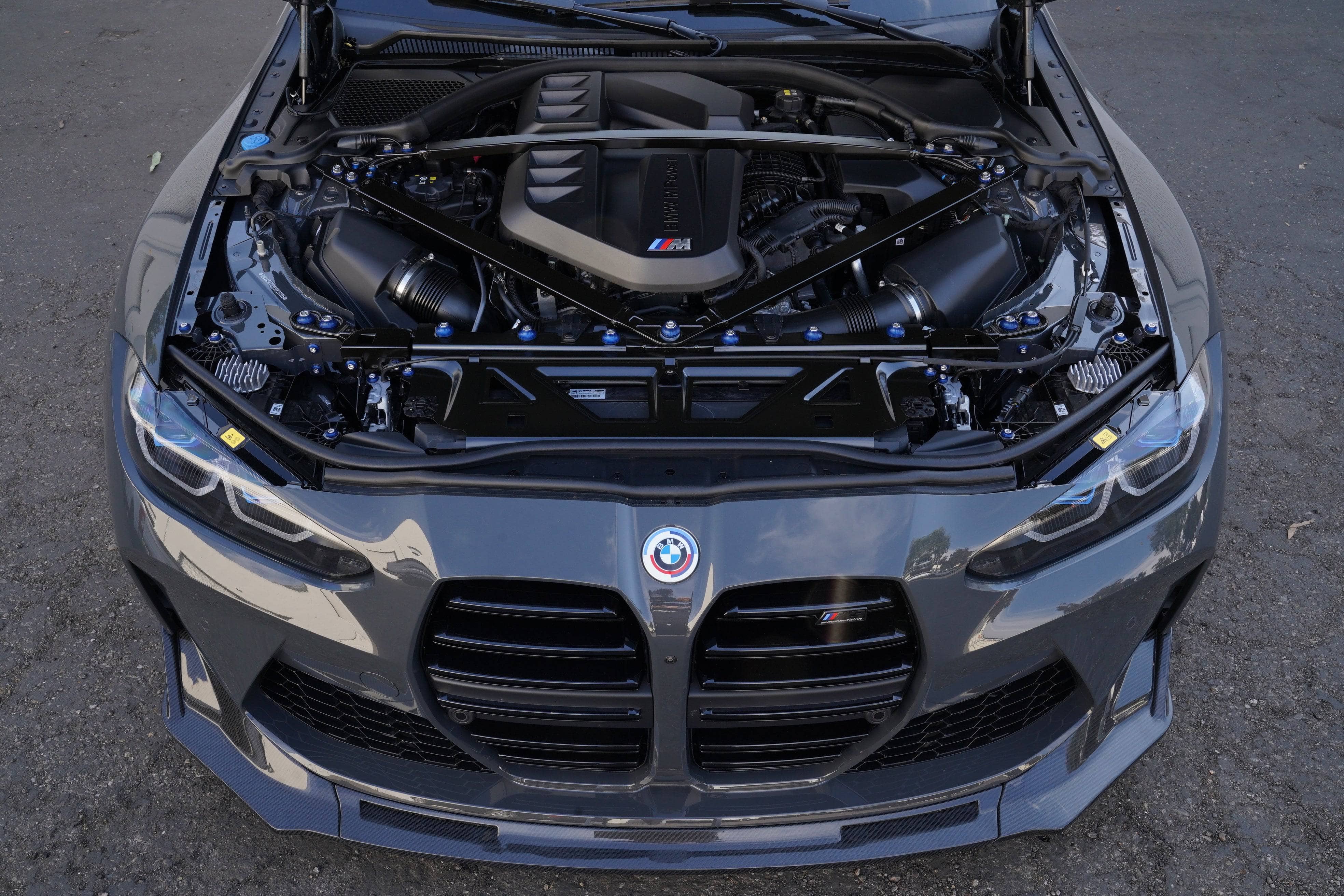 Kies-Motorsports Downstar inc. BMW G8x 2020+ Deluxe Dress Up Hardware Kit (M3/M4) Main image