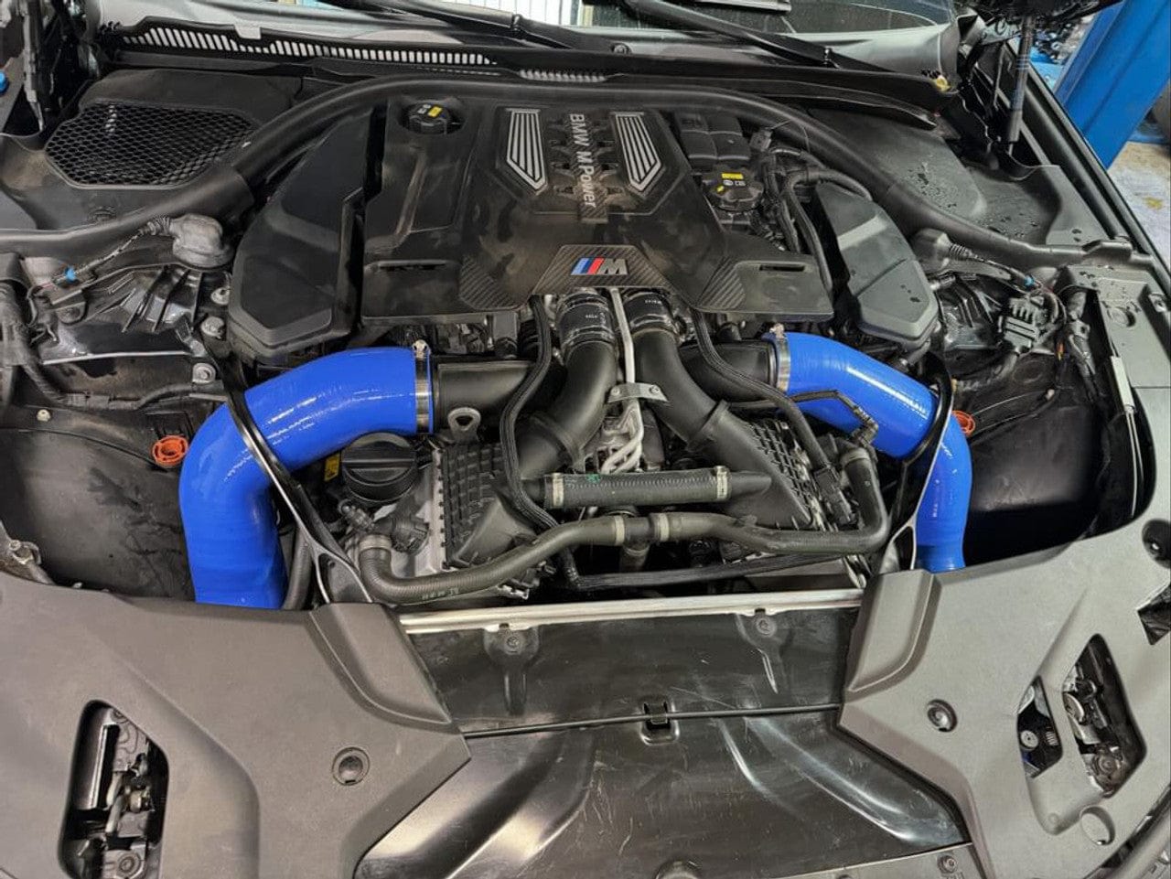 Kies-Motorsports Extreme Powerhouse MAD BMW M5 F90 G90 M8 F9X Front Mount Silicone Intake