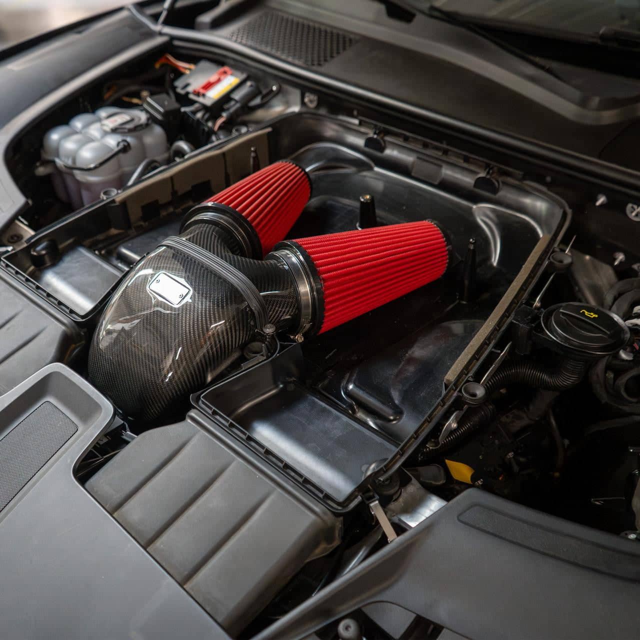 Kies-Motorsports Fabspeed Motorsports Eventuri Porsche Cayenne 3.0 Turbo V6 Black Carbon Intake System
