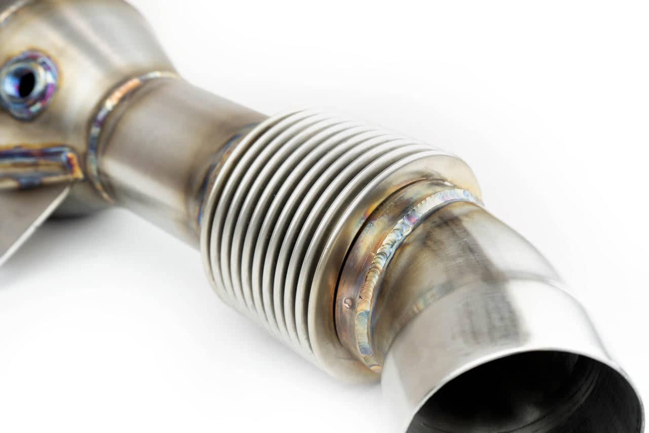 Fabspeed BMW B58 (40i) Sport Catalytic Converter Downpipe (2019+) Secondary image