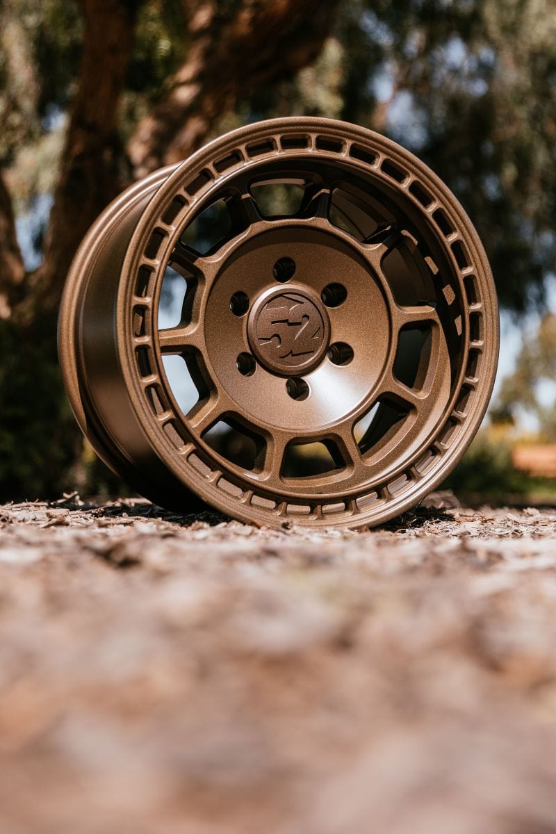 Kies-Motorsports fifteen52 fifteen52 Traverse HD 17x8.5 6x139.7 0mm ET 106.2mm Center Bore Matte Bronze Wheel