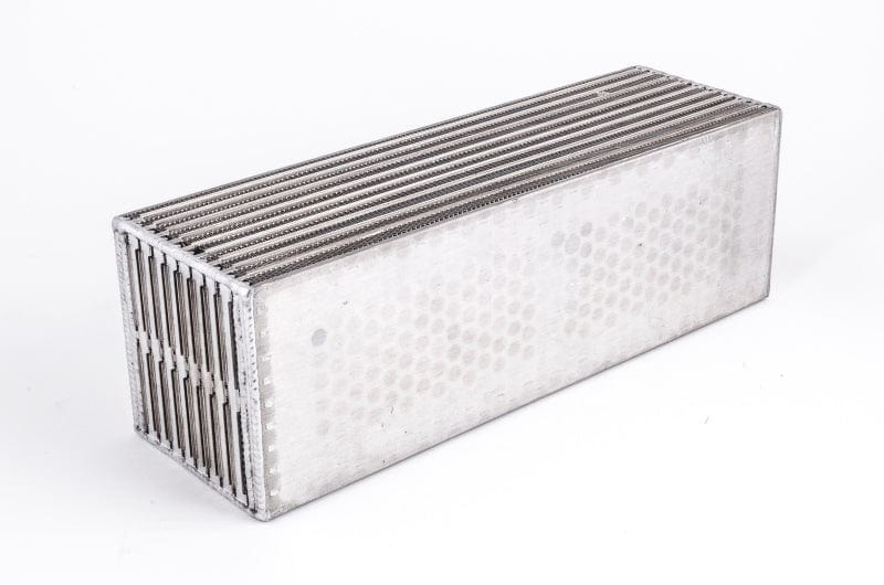 Garrett H2O / Air CAC (3.80in x 3.80in x 11.70in) - 750 HP Secondary image