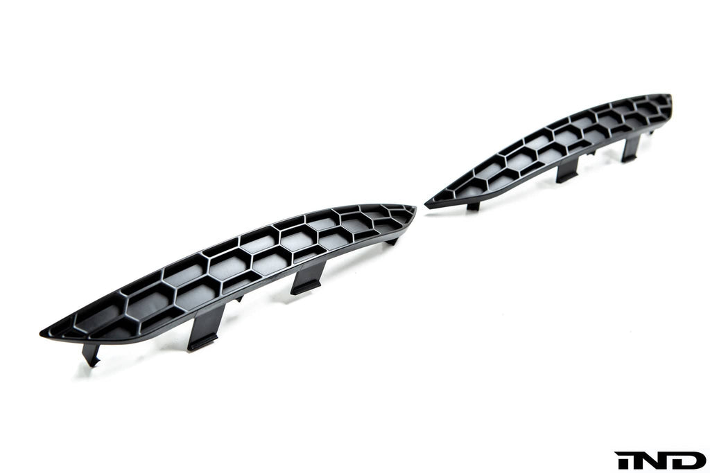 Kies-Motorsports IND Distribution Acexxon B9 A5 / S5  Rear Reflector Insert Set - Honeycomb