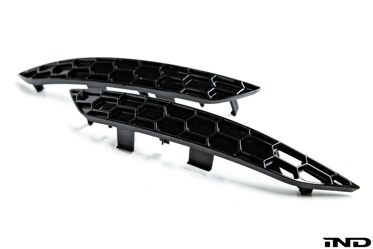 Kies-Motorsports IND Distribution Acexxon B9 A5 / S5  Rear Reflector Insert Set - Honeycomb