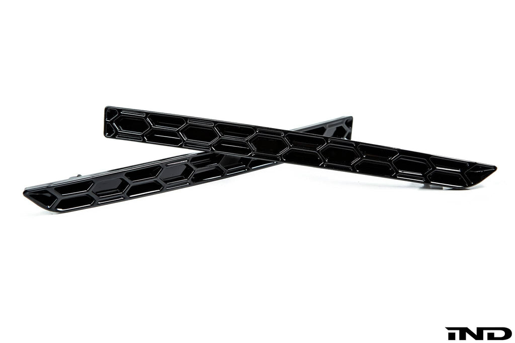 Kies-Motorsports IND Distribution Acexxon F8X M3 / M4 Rear Reflector Insert Set - Honeycomb Gloss Black