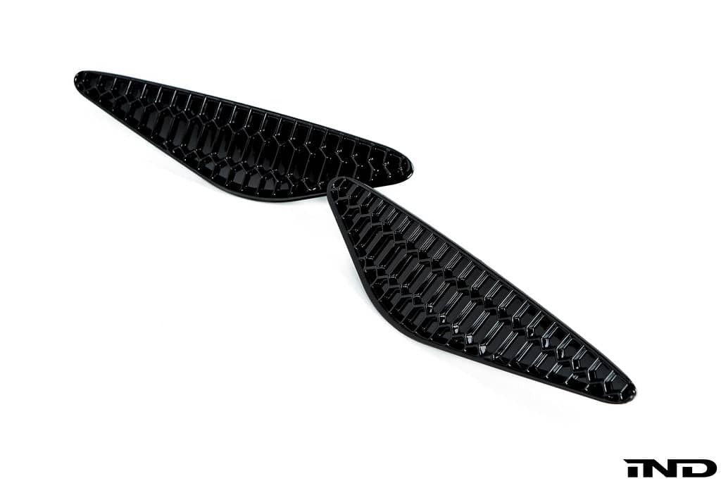 Kies-Motorsports IND Distribution Acexxon F91 / F92 / F93 M8 Rear Reflector Insert Set Main image