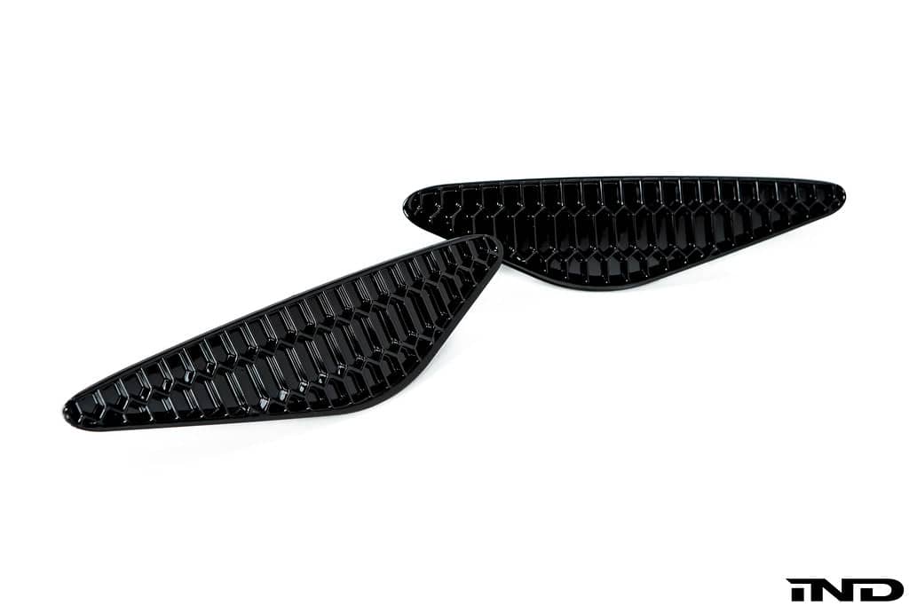 Acexxon F91 / F92 / F93 M8 Rear Reflector Insert Set Secondary image
