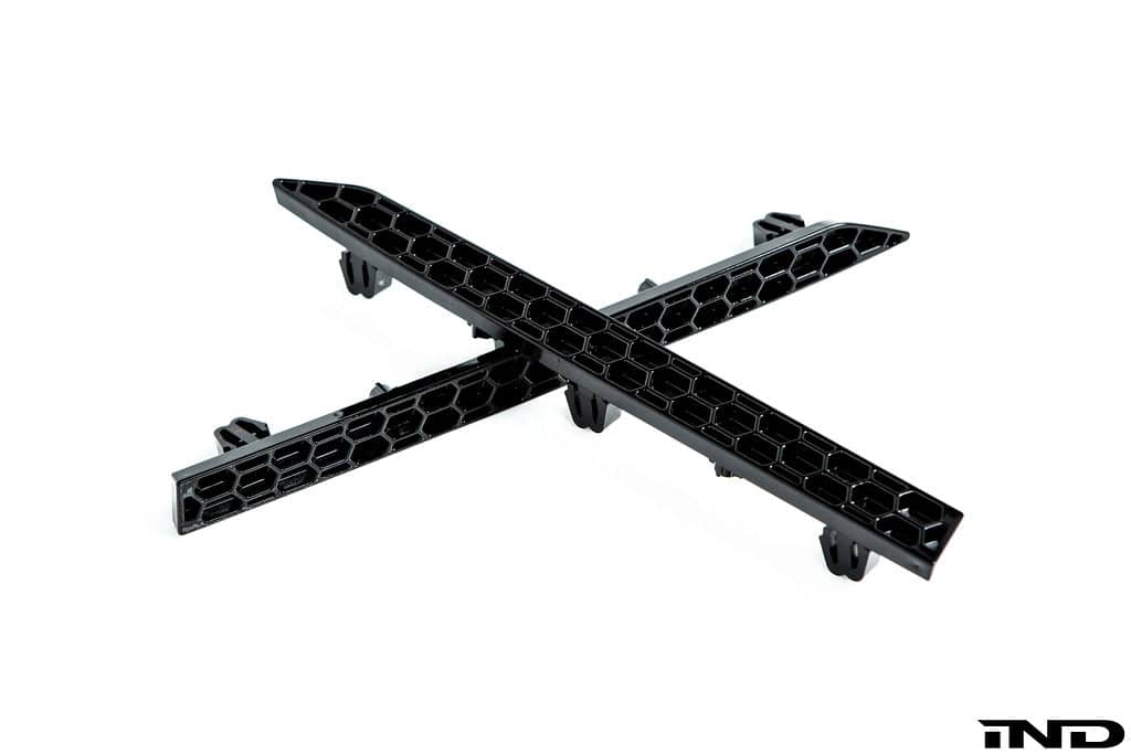 Kies-Motorsports IND Distribution Acexxon G8X M3 / M4 Rear Reflector Insert Set - Honeycomb