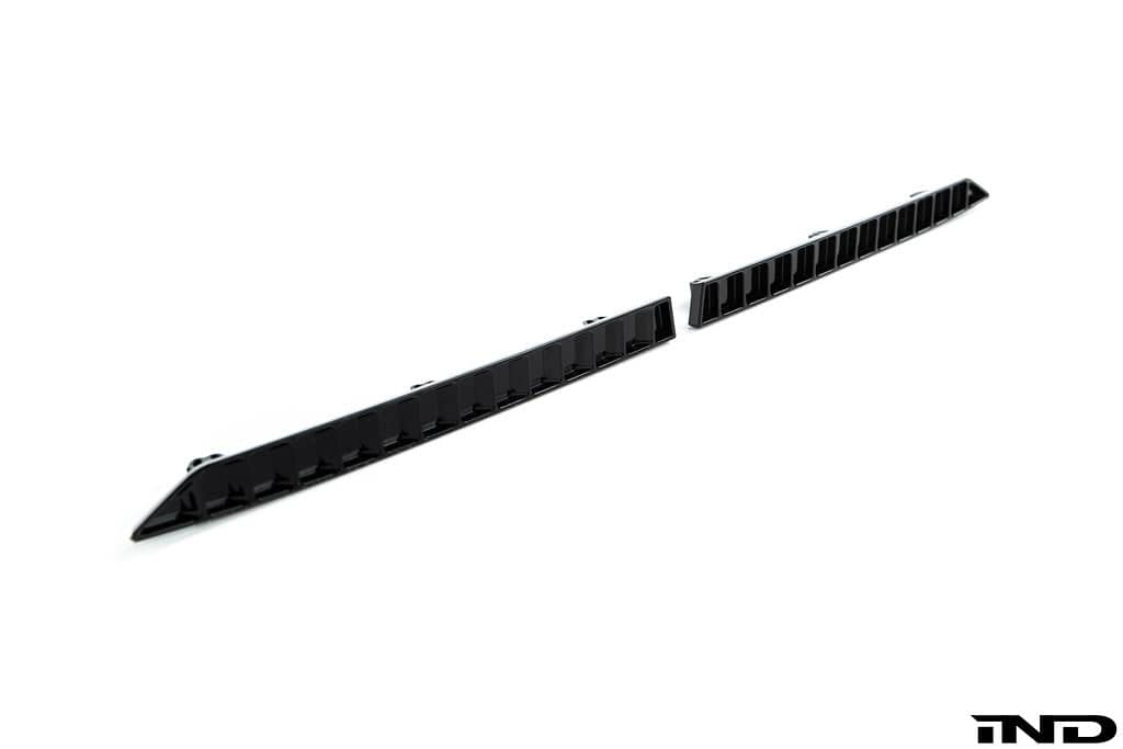 Kies-Motorsports IND Distribution Acexxon G8X M3 / M4 Rear Reflector Insert Set - Horizontal Slat