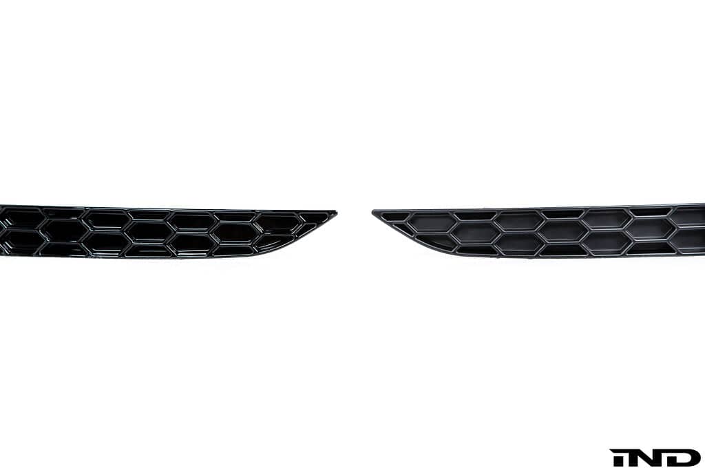 Kies-Motorsports IND Distribution Acexxon MK8 Golf GTI / Golf R Rear Reflector Insert Set - Honeycomb