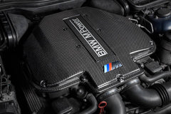 Kies-Motorsports iND Distribution Eventuri BMW E39 M5 / E52 Z8 (S62) Black Carbon Plenum Lid