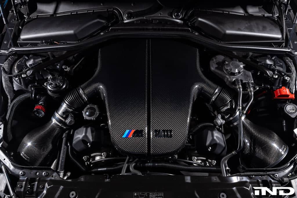 Eventuri BMW E60 M5 / E63 M6 (S85) Black Carbon Inlet Plenum Secondary image