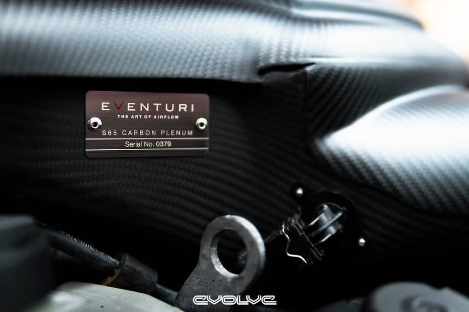 Kies-Motorsports iND Distribution Eventuri BMW E9X M3 (S65) Black Carbon Inlet Plenum - Matte