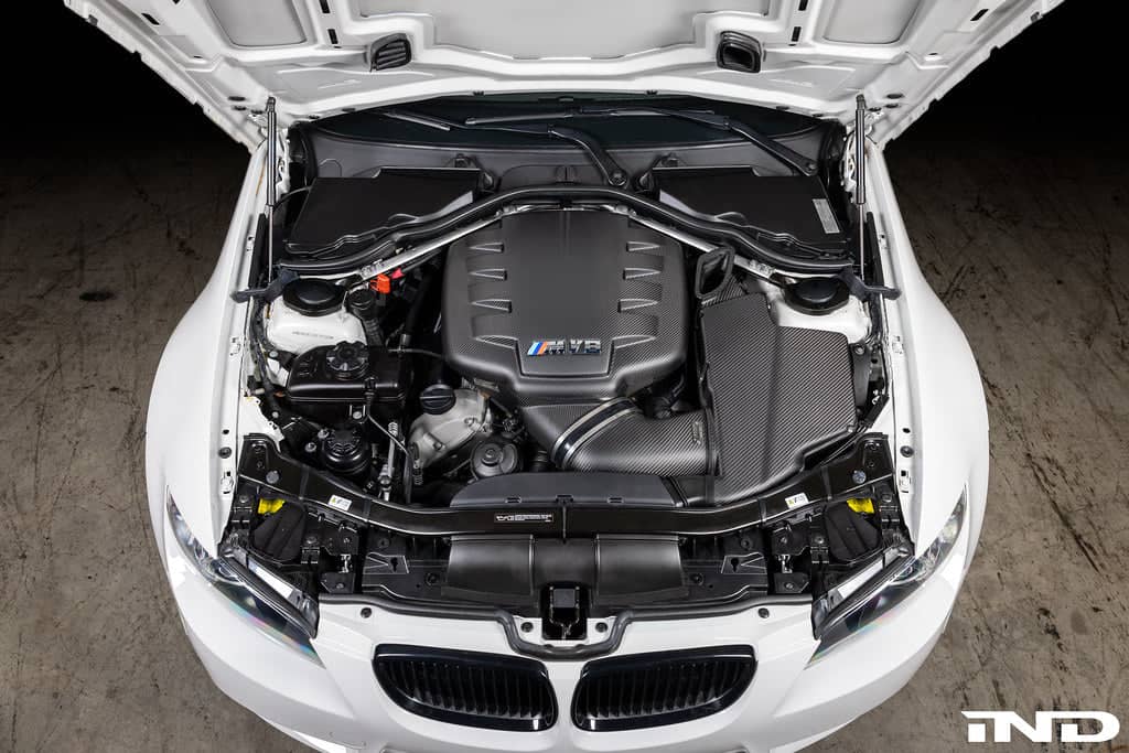 Kies-Motorsports iND Distribution Eventuri BMW E9X M3 (S65) Black Carbon Inlet Plenum - Matte