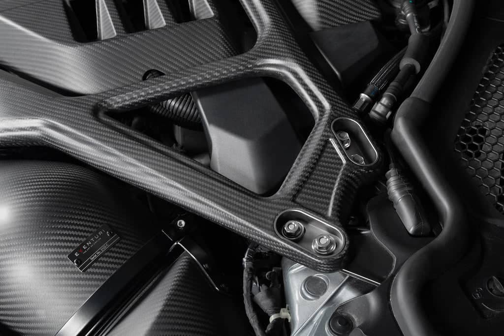 Kies-Motorsports iND Distribution Eventuri BMW G8X M2 / M3 / M4 CSL Carbon Strut Brace