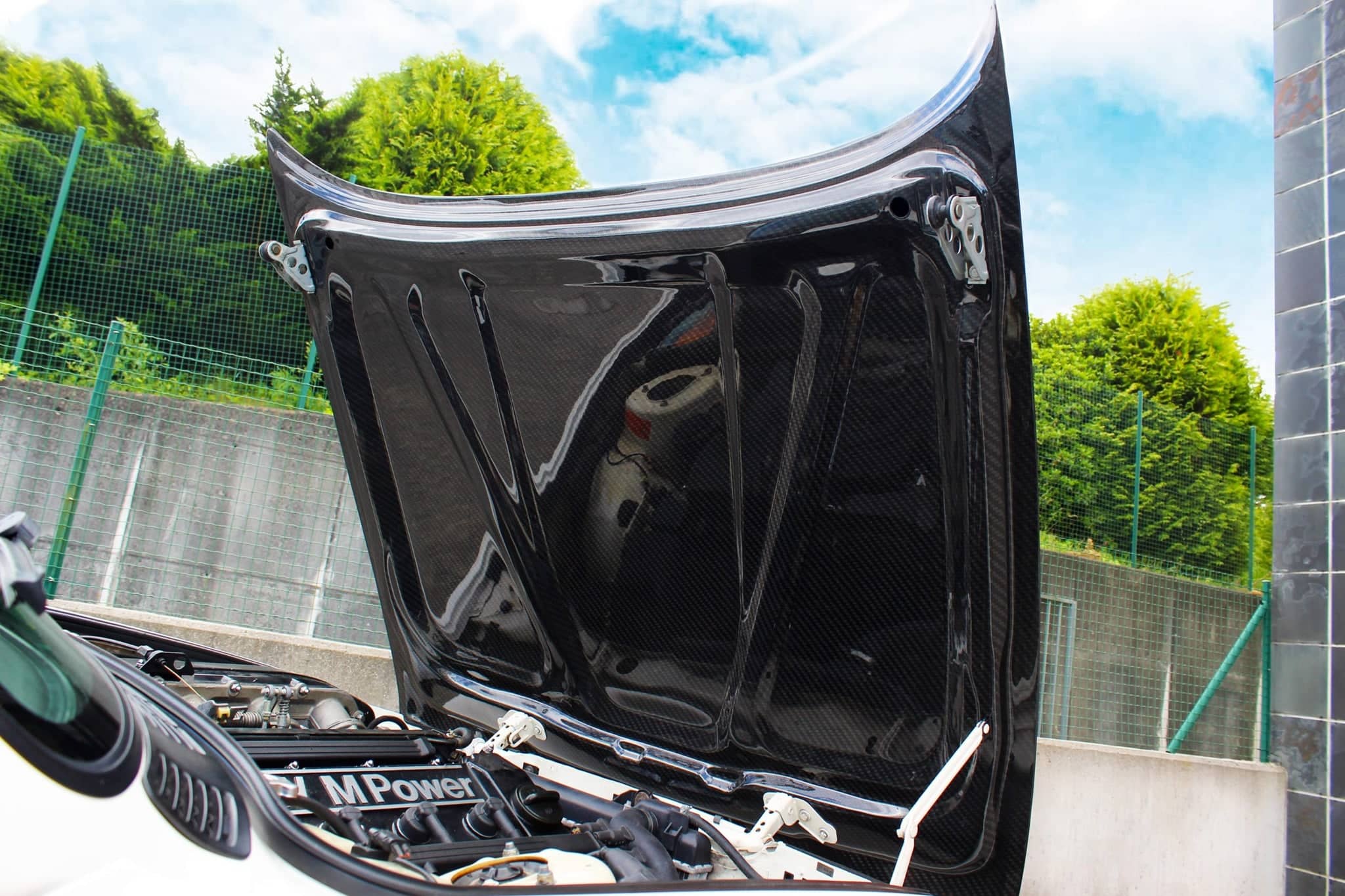 Kies-Motorsports IND Distribution Karbonius E30 3-Series Carbon Hood