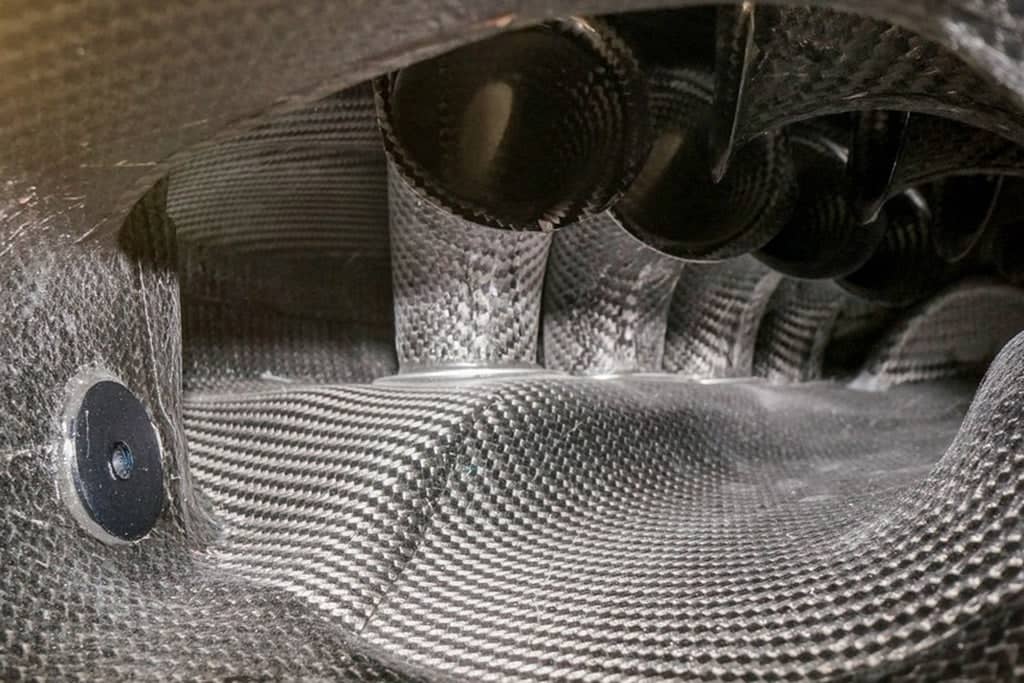 Kies-Motorsports IND Distribution Karbonius E9X M3 (S65) Carbon Inlet Plenum - Race