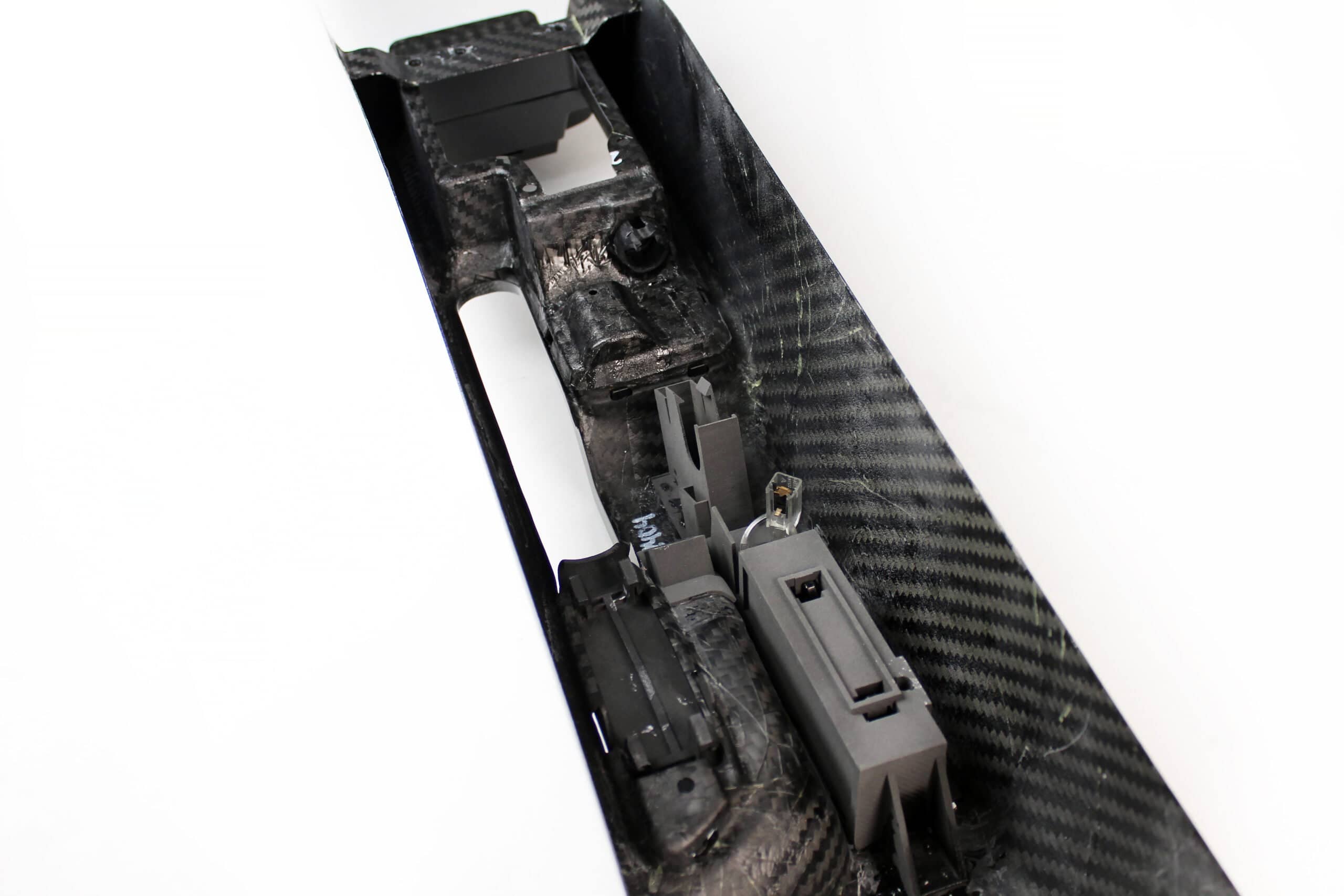 Kies-Motorsports IND Distribution Karbonius Porsche 997 / 987 Carbon Front Center Console
