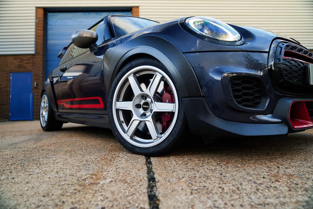 Kies-Motorsports iND Distribution MMX Performance X06 Flow Formed MINI Wheels 18×8 ET44 5×112