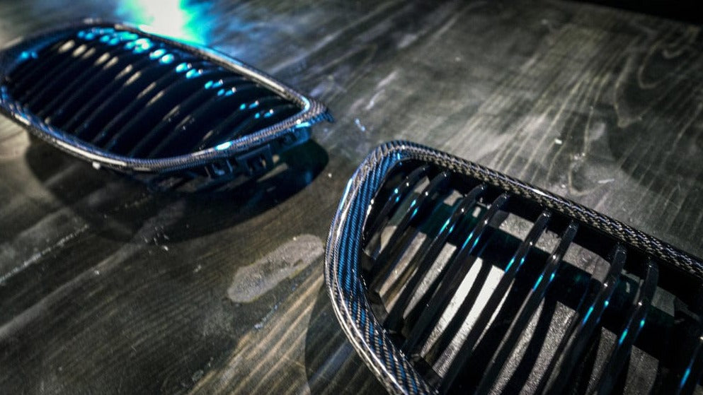 Kies Motorsports — alternate angle of 2007-2010 BMW 3 Series (E92) Pre-LCI Carbon Fiber Dual Slat Kidney Grilles (Various Finishes)