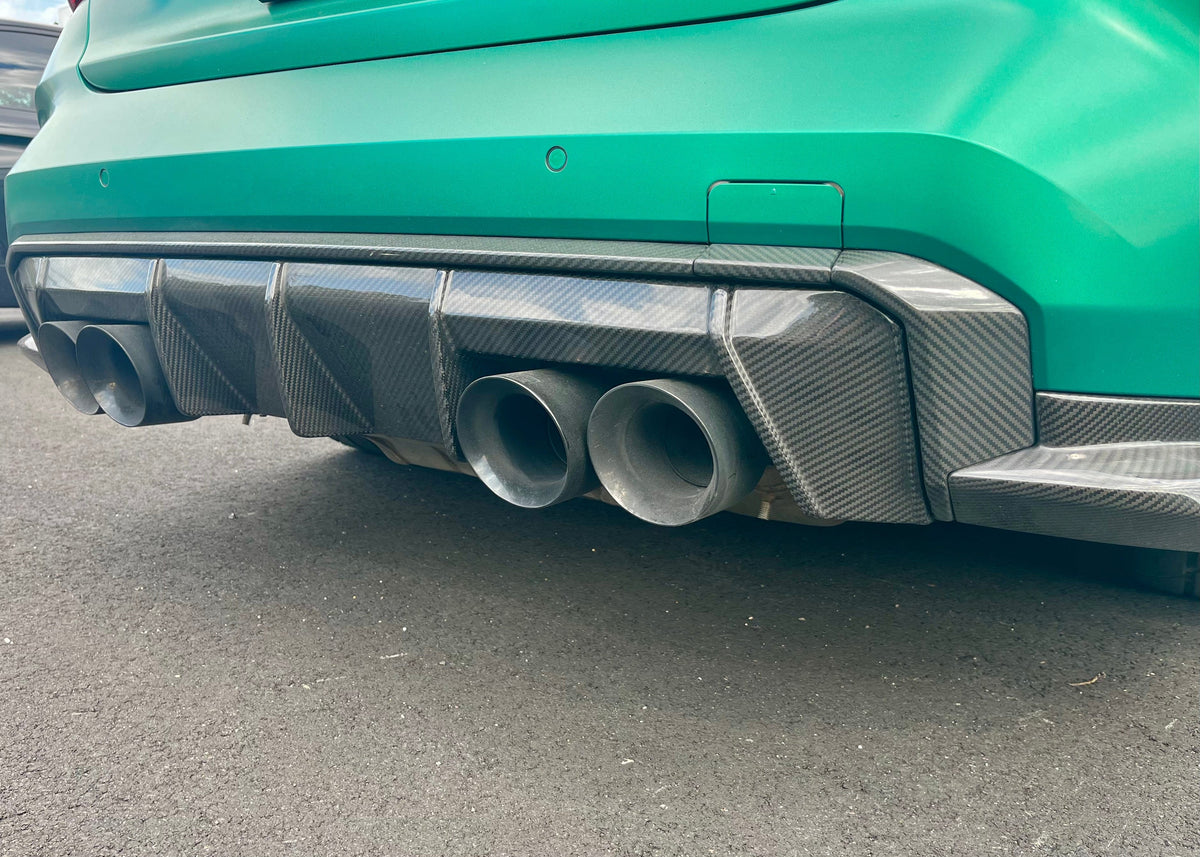 Kies-Motorsports Kies Carbon 2020-2025 BMW M3 (G80) / M4 (G82 / G83) Performance Style Dry Carbon Fiber Rear Center Diffuser