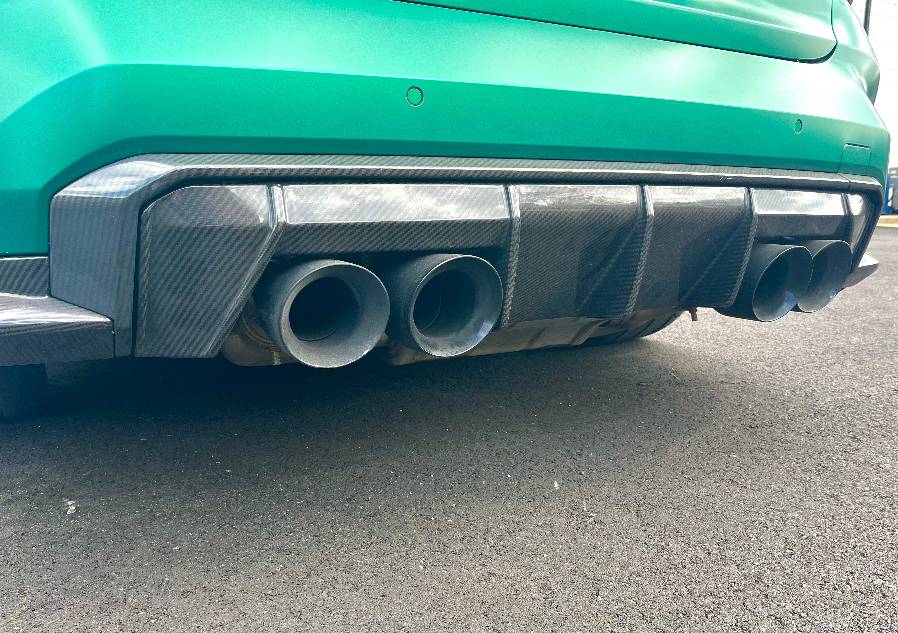 2020-2025 BMW M3 (G80) / M4 (G82 / G83) Performance Style Dry Carbon Fiber Rear Center Diffuser Secondary image