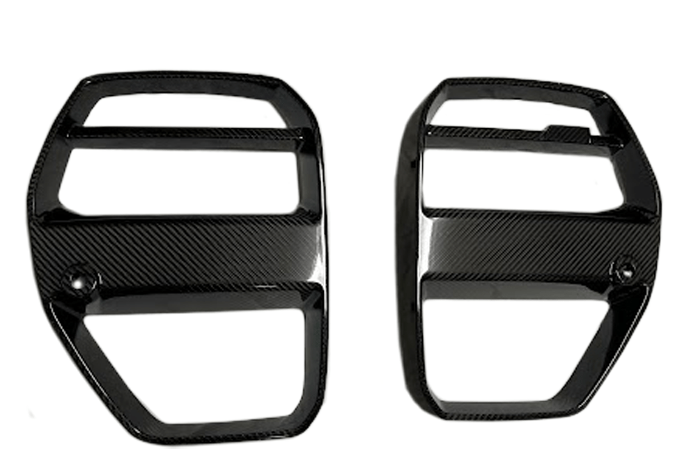 Kies Motorsports — front angle view of 2020-2025 BMW M3 (G80) / M4 (G82 / G83) Vorsteiner Inspired Dry Carbon Full Replacement Kidney Grille