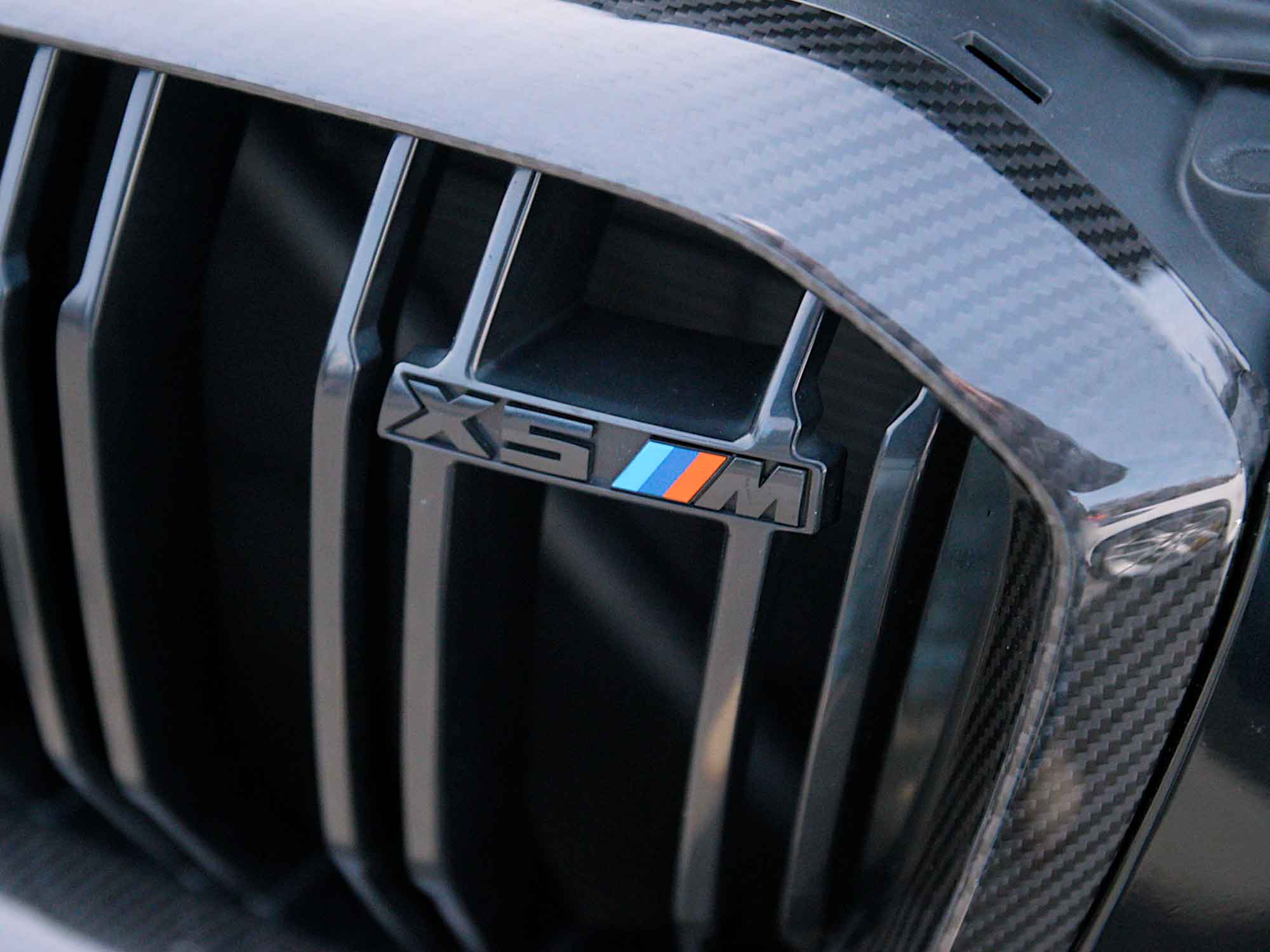 Kies Motorsports — front angle view of X5M F95 Double Slatted Carbon Fiber Kidney Grilles Main image