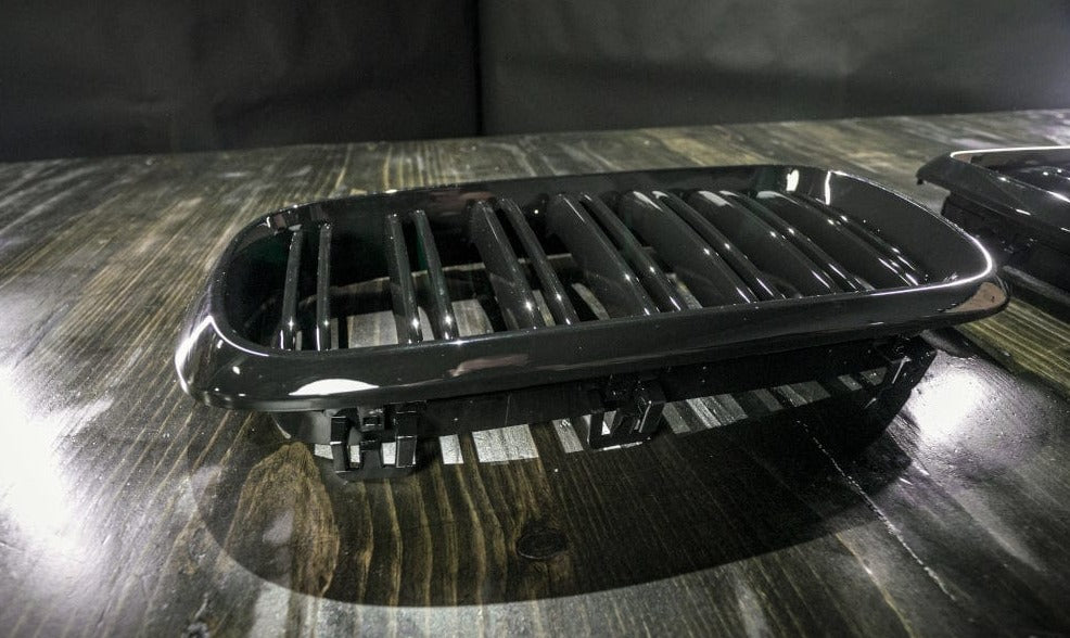 Kies Motorsports — BMW F15 F16 dual slat kidney grille, installed on vehicle, rear three-quarter view, F15 F16