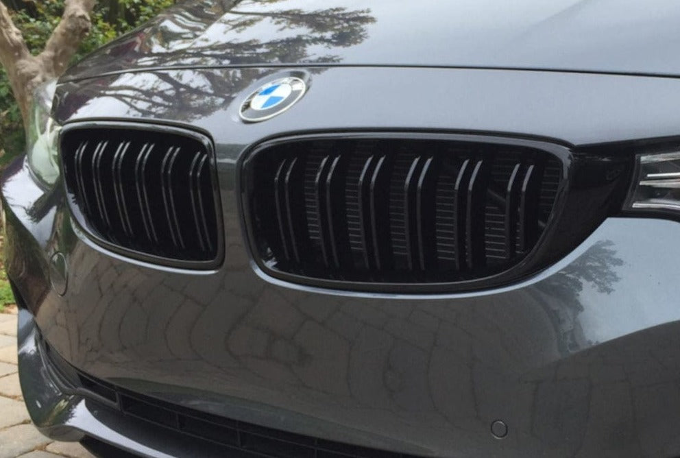 Kies Motorsports — close-up detail of 2014+ BMW 4 Series (F32 / F33 / F36 / F80 / F82 / F83) M Inspired Dual Slat Kidney Grilles (Various Finishes)