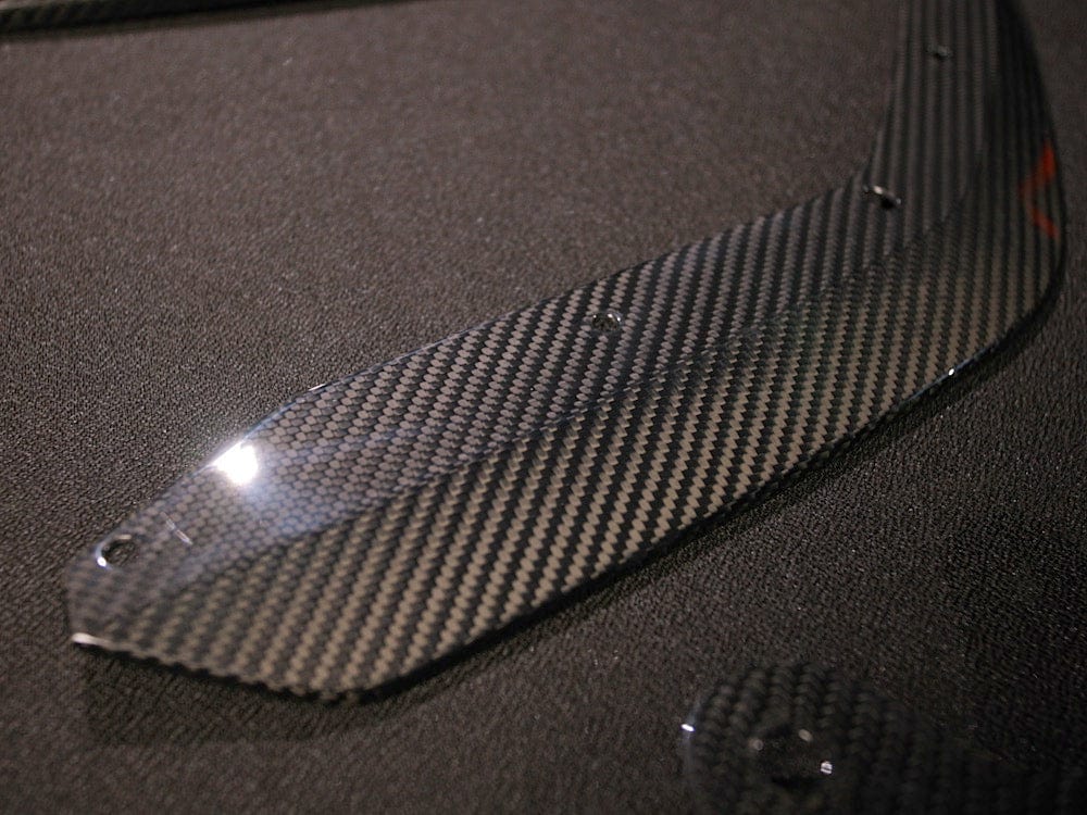Kies Motorsports — close-up detail of Kies G20 M340i 3/5 Piece Pre-LCI Carbon Fiber Front Lip
