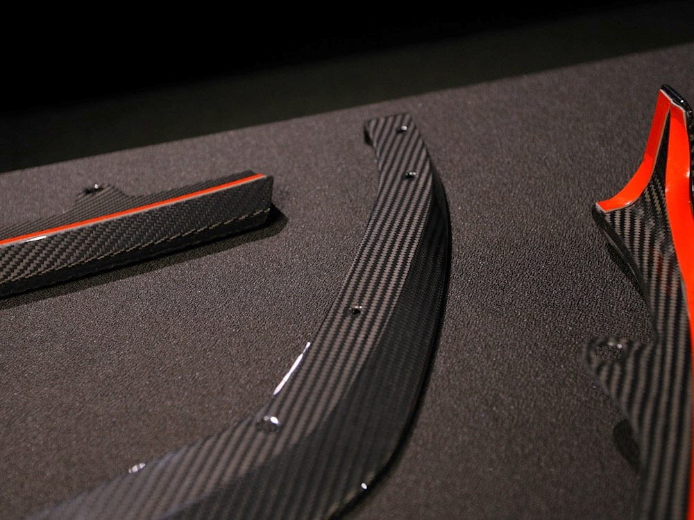 Kies G20 M340i 3/5 Piece Pre-LCI Carbon Fiber Front Lip Secondary image