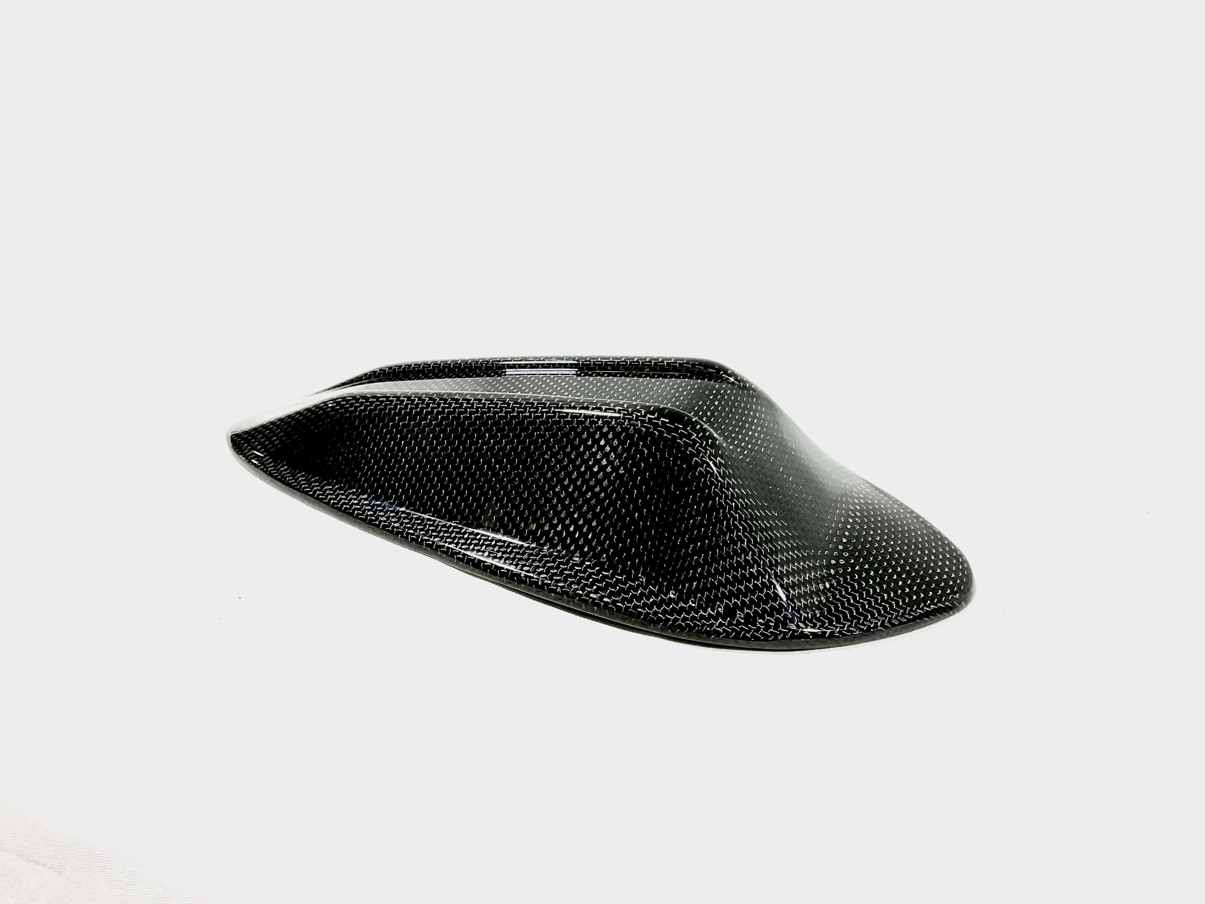Kies Motorsports — Kies Carbon 1x1 shark fin overlay showing flat-top LCI fitment contour