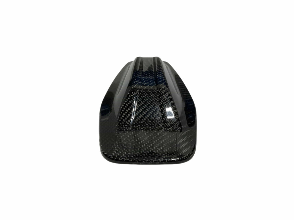 Kies Motorsports — close-up detail of Kies Carbon BMW 5 Series G60/G90 Dry Carbon Fiber Antenna Cover